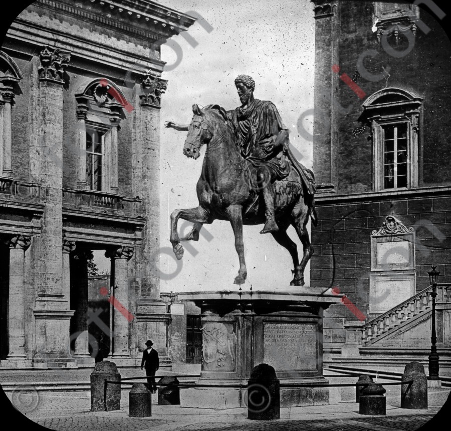 Mark Aurel | Marcus Aurelius - Foto foticon-simon-025-022-sw.jpg | foticon.de - Bilddatenbank für Motive aus Geschichte und Kultur